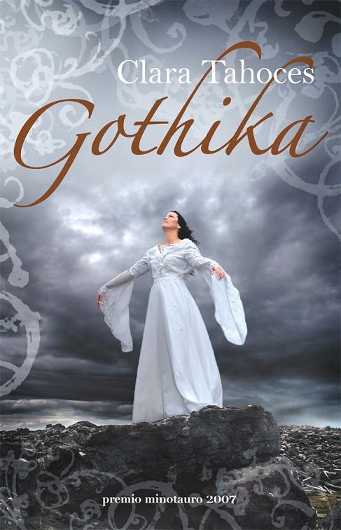 GOTHIKA | 9788445076286 | CLARA TAHOCES