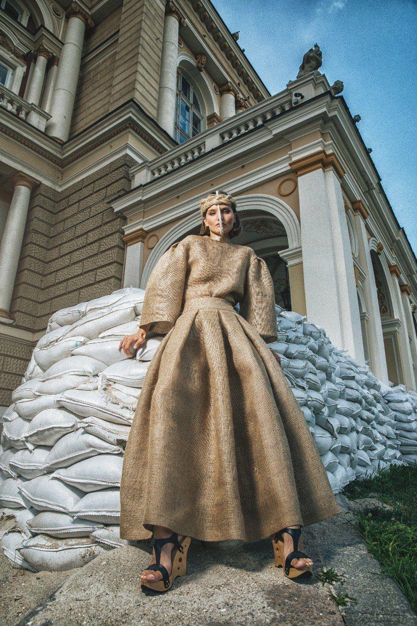 Exposició fotogràfica "Motanka protectora" d'Ucraïna d'Anna Dombrovskaya i taller de motankas amb l'artista Hanna Shmatukha - 